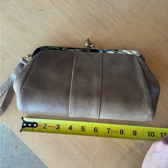 Vintage Taupe Leather Clutch / Wristlet NWT - Picture 9 of 9